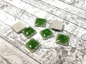 Кабошон керамический квадратный Зеленый рисунок трещины 14x14 мм фото 1 — волшебные-ручки.рф