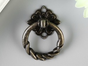 Ручка для шкатулки металл "Молоточек косичка" бронза 841 4х3 см 3531289 1 шт фото 1 — волшебные-ручки.рф