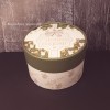 Коробка круглая 12*8 см Бант с Новым годом фото 1 — волшебные-ручки.рф