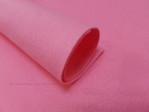 Фетр декоративный мягкий 1 мм 27 см х 30 см ± 2 см RN04 розовый фото 1 — волшебные-ручки.рф
